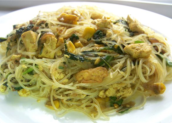 Stir Fried Garlic Tofu Noodles