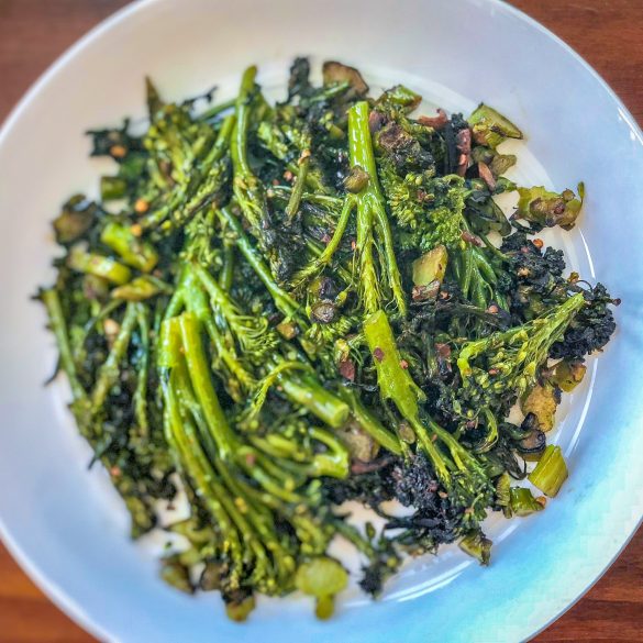 Broccolini Garlic Stir-Fry