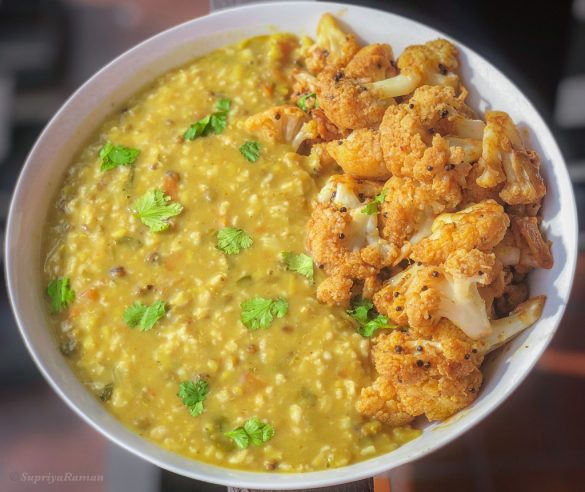Dal Oat Bowl w/ Cauliflower Kari
