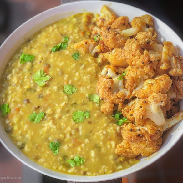 Dal Oat Bowl w/ Cauliflower Kari