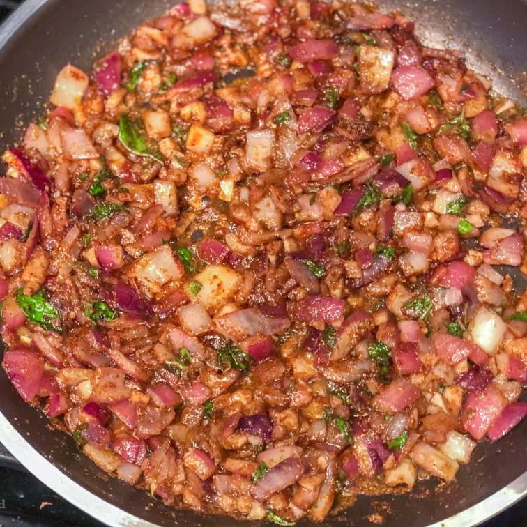 Tofu, Quinoa & Black Bean Scramble