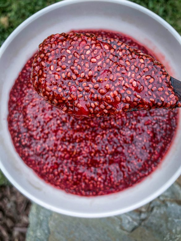 10 minute Easy Chia Jam