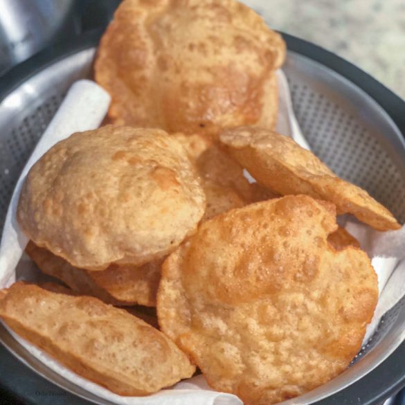 Poori (Indian Fried bread)