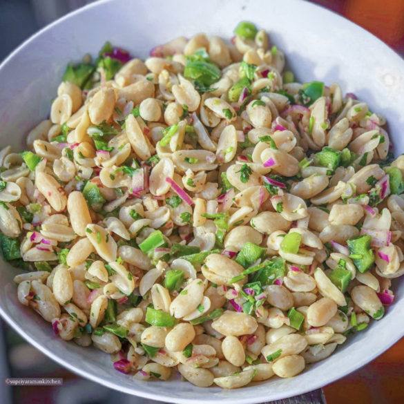 Peanut salad