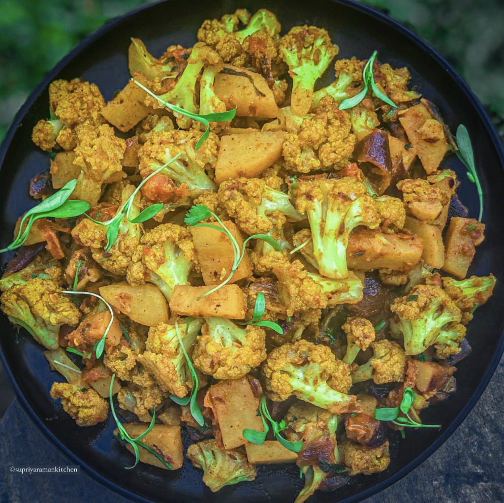 cauliflower curry