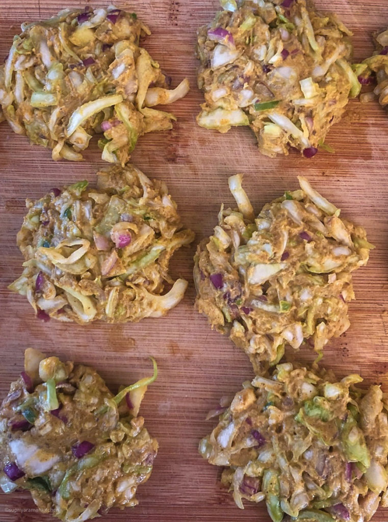 cabbage pakoras